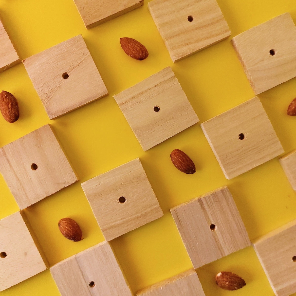 【4個】無毒性安全インコおもちゃ,かじり木パーツ「ガジガジウッドチップ」